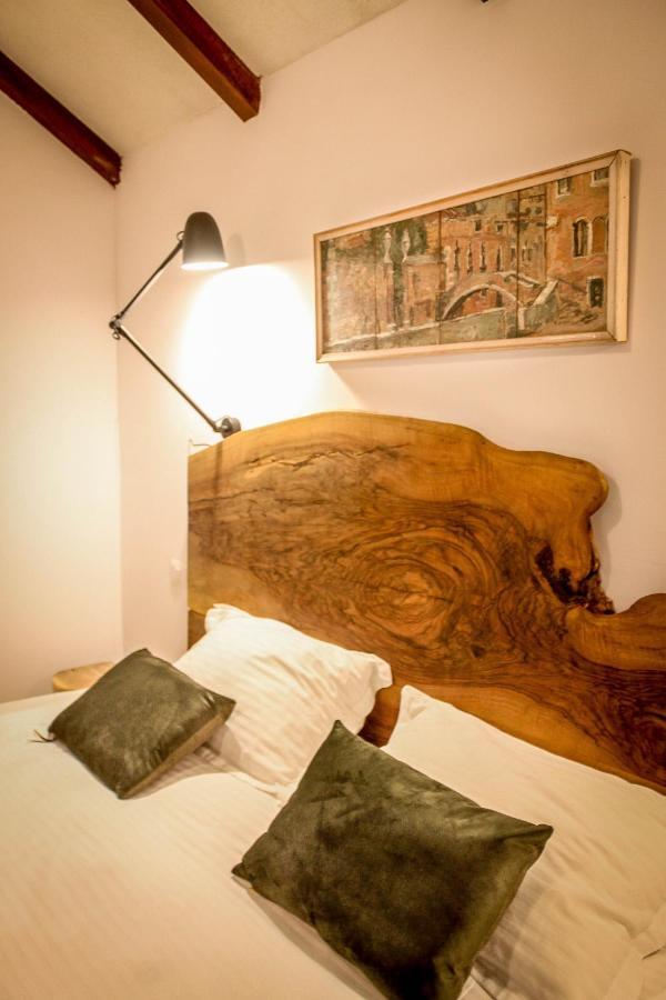 Elma Guesthouse Alba Iulia Exteriör bild